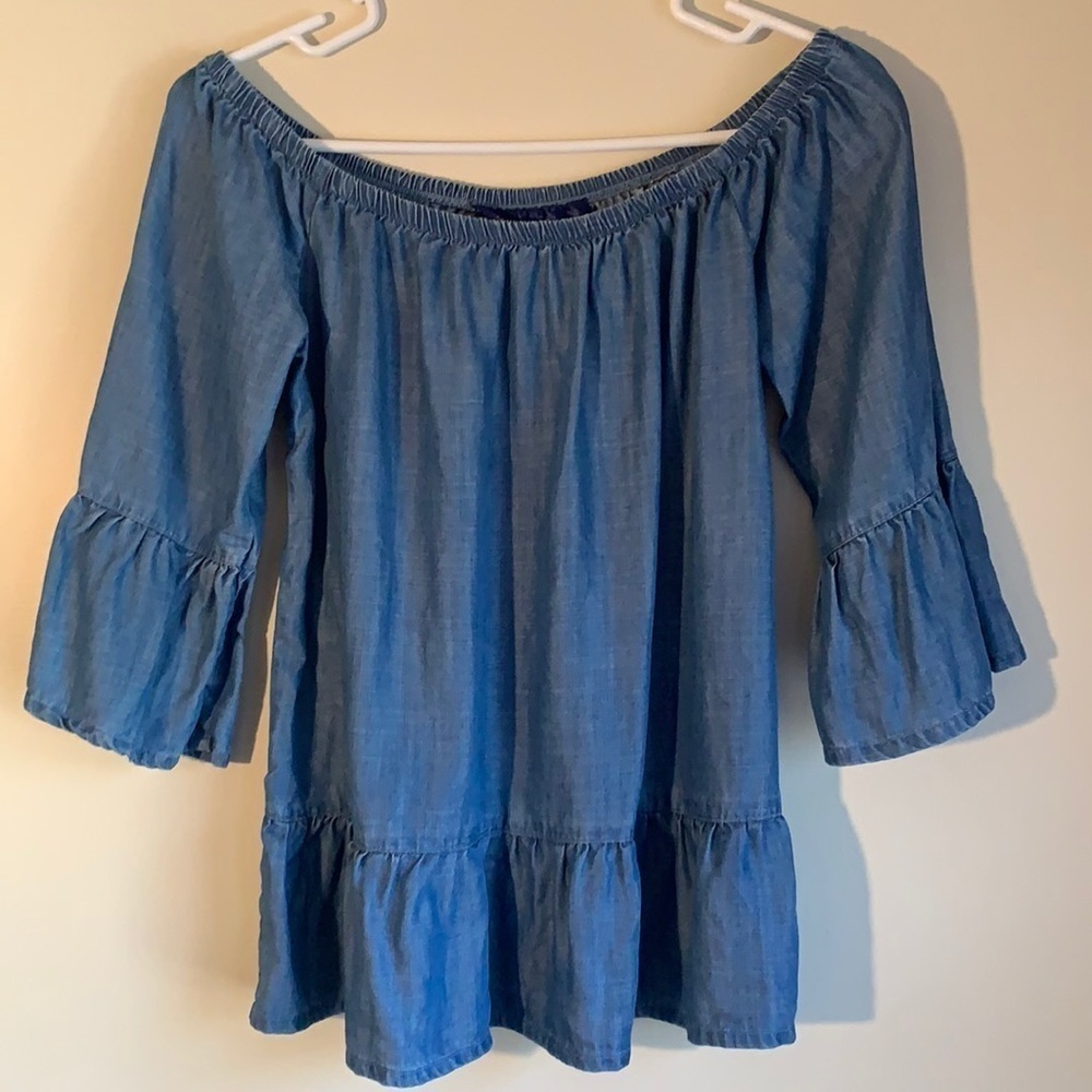 Blue Rain Chambray Peasant Top with Bell Sleeves and Peplum Hem size S - Picture 2 of 8